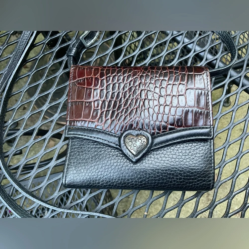 Cute Brighton Black & Brown Silver Heart & Hardware Removable Strap Wallet Bag! - Picture 14 of 16
